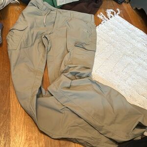 The North Face pants Size 6 long